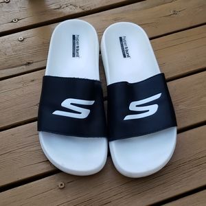 Skechers slip on sandals
